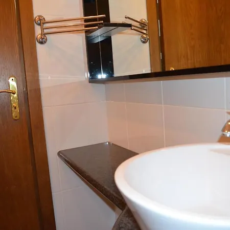 3 In Complex Splendid * Saints Constantine and Helena