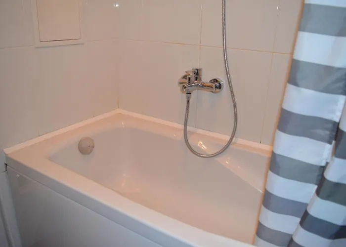 Lägenhet 3 In Complex Splendid Saints Constantine and Helena