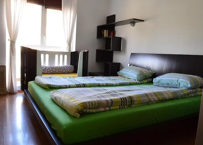 3 In Complex Splendid Saints Constantine and Helena