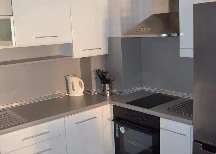 3 In Complex Splendid Saints Constantine and Helena