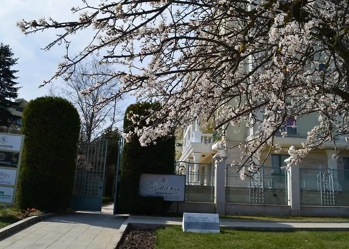 Lägenhet 3 In Complex Splendid Saints Constantine and Helena